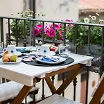 Opera Centro Storico 4*