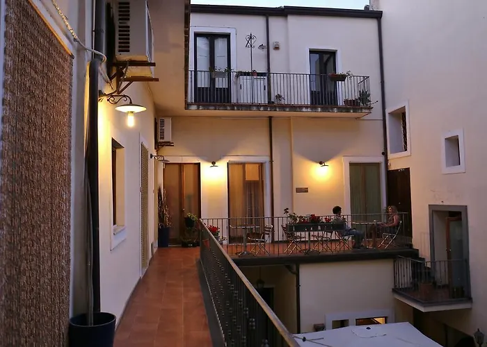 Opera Centro Storico Bed and breakfast 4*