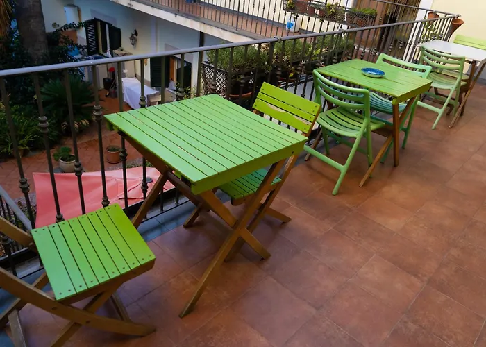 Opera Centro Storico Bed and breakfast 4*