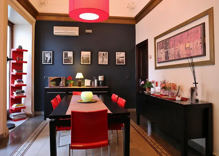 Opera Centro Storico Bed and breakfast Catania