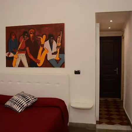 Opera Centro Storico 4* קטאניה